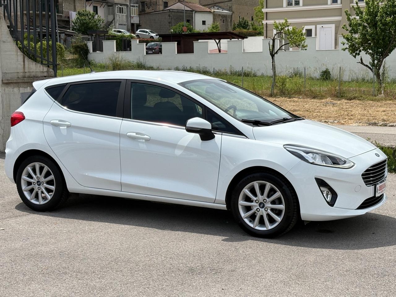 Ford Fiesta 1.5 EcoBlue 5P Titanium FULL/LED/NAV