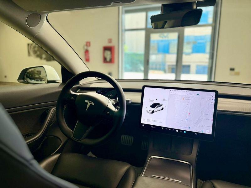 Tesla Model 3 Long Range Performance AWD