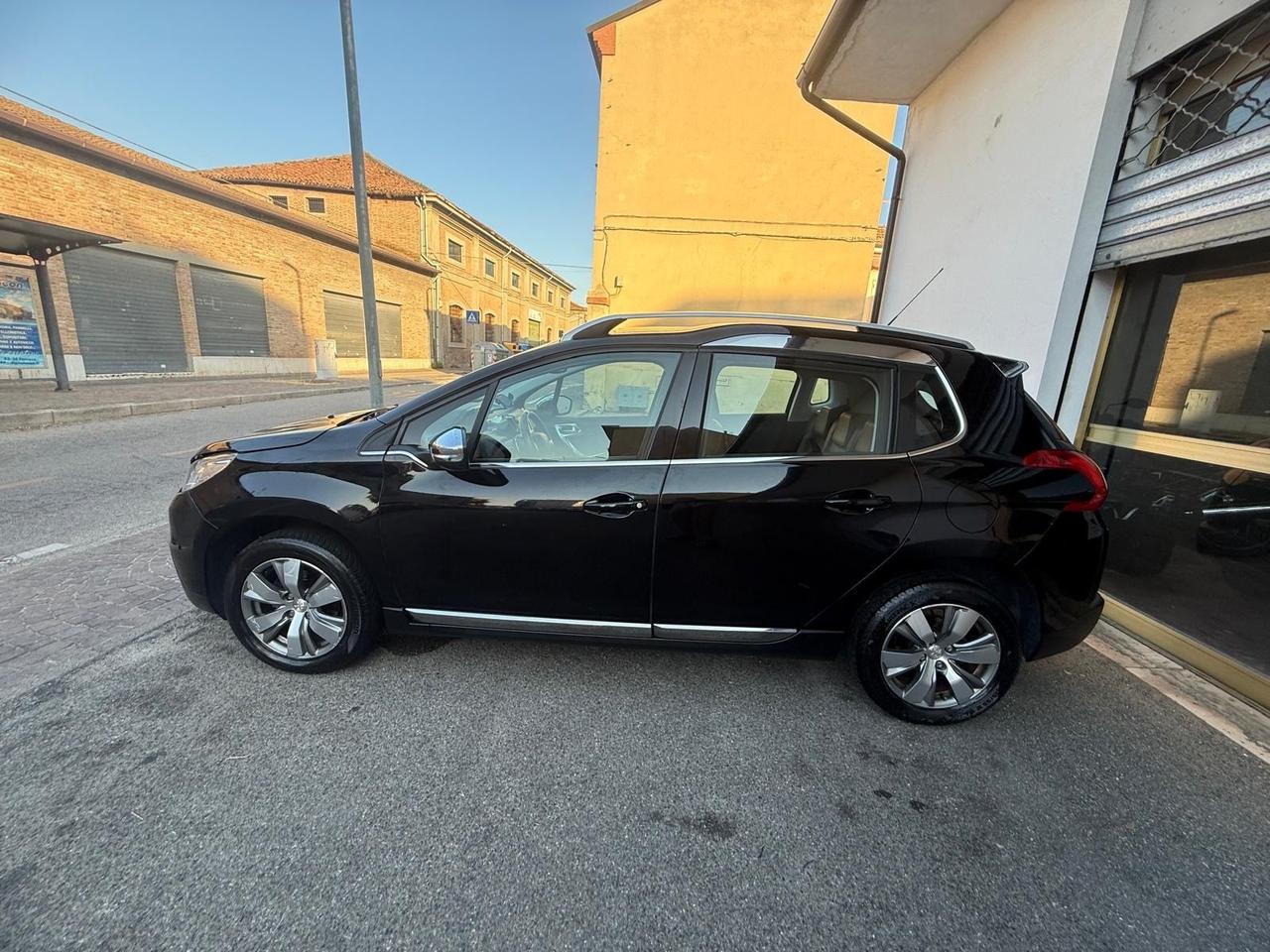 Peugeot 2008 1.6 e-HDi 92 CV Stop&Start robotizzato Active