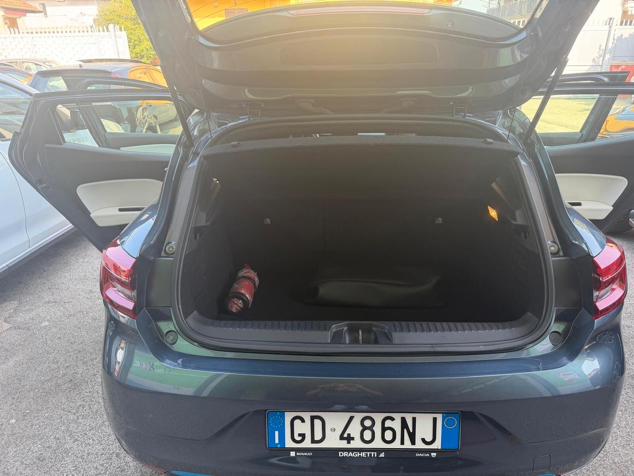 Renault Clio Full Hybrid E-Tech 140 CV 5 porte