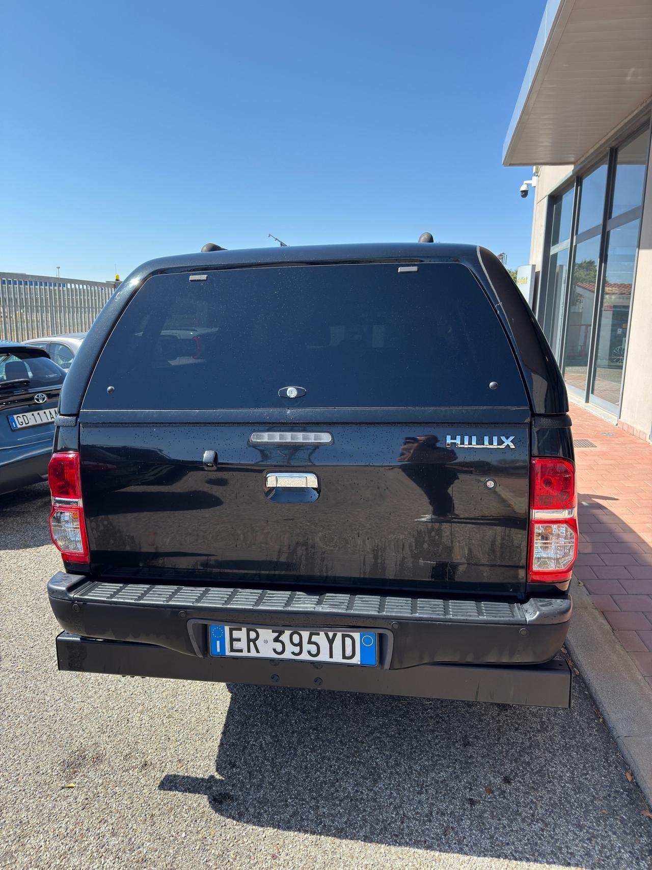 Toyota Hilux 3.0 D-4D 4WD 4p. DC Stylex HARDTOP