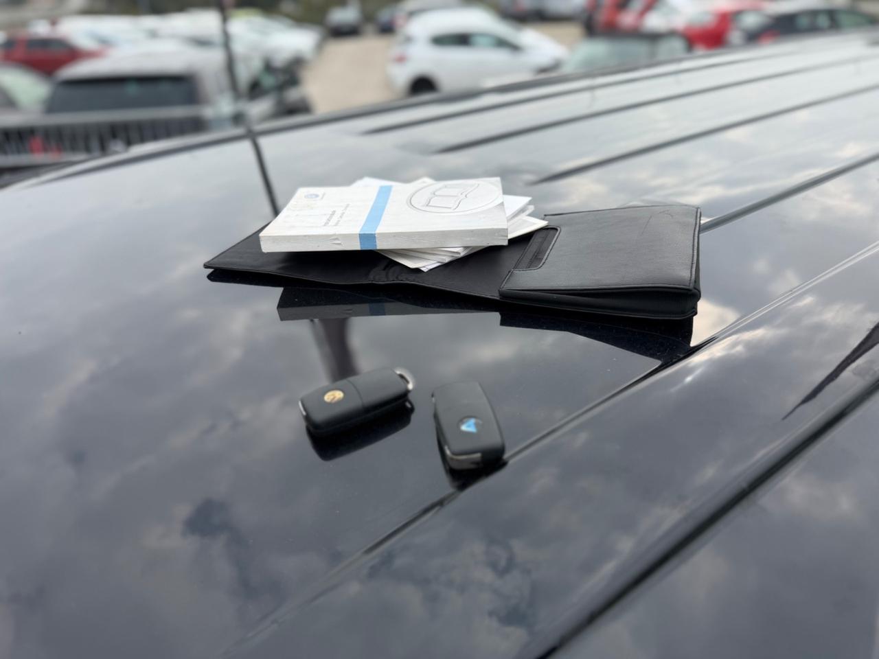 Volkswagen Transporter Caravelle 2.0 BiTDI 180CV DSG 4 Motion PL 9 Posti