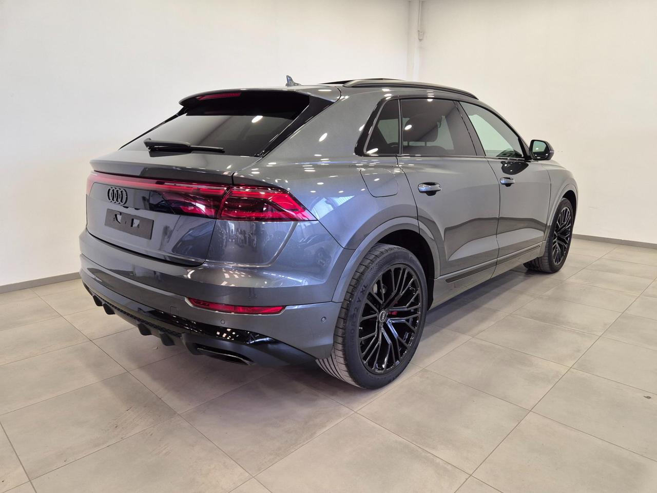 Audi Q8 3.0 tdi mhev S line edition quattro 286cv Tetto Panor. Fari Matrix