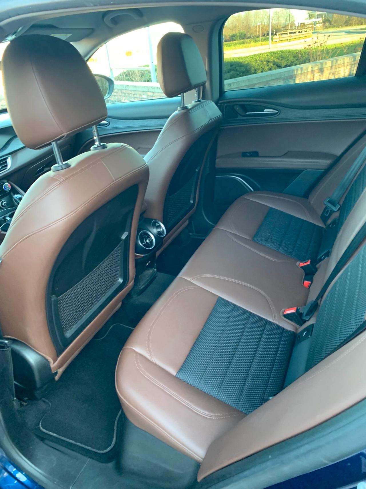 Alfa Romeo Stelvio 2.2 Turbodiesel 190 CV AT8 RWD Executive