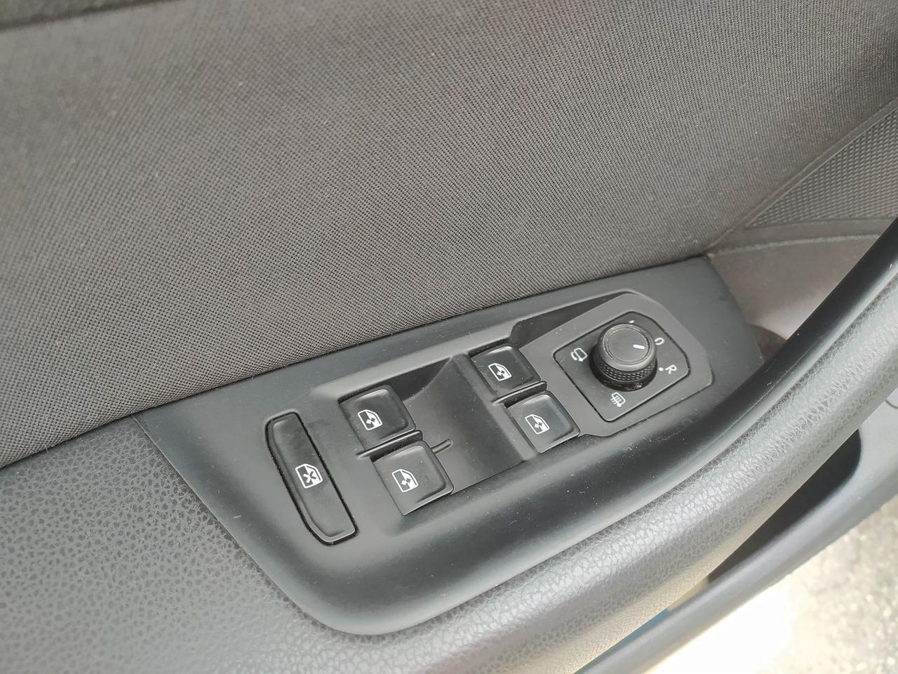 Volkswagen Passat Highline 2.0 TDI 150CV #11280