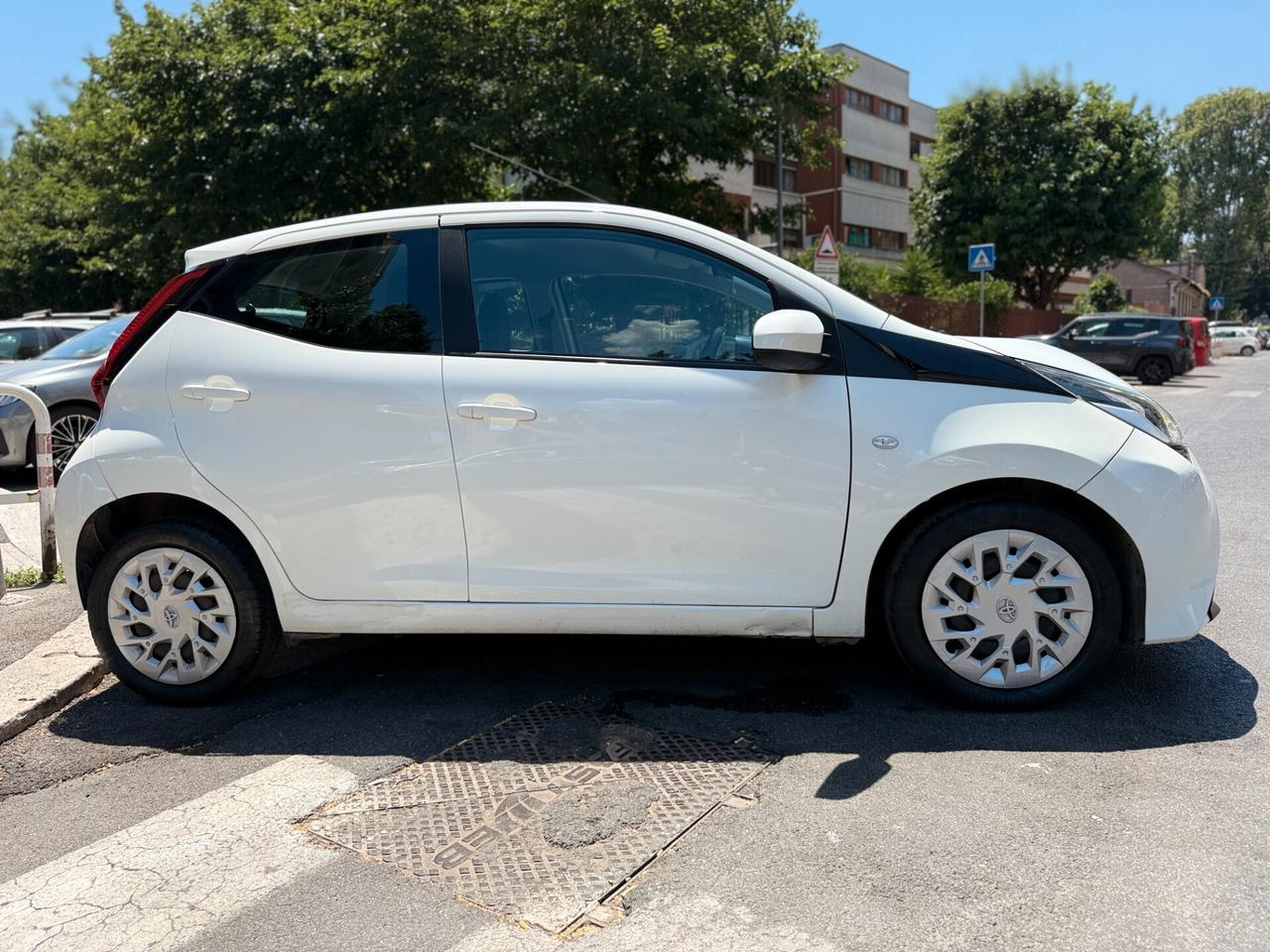 Toyota Aygo 1.0 72cv AUTOMATICA 62.000km