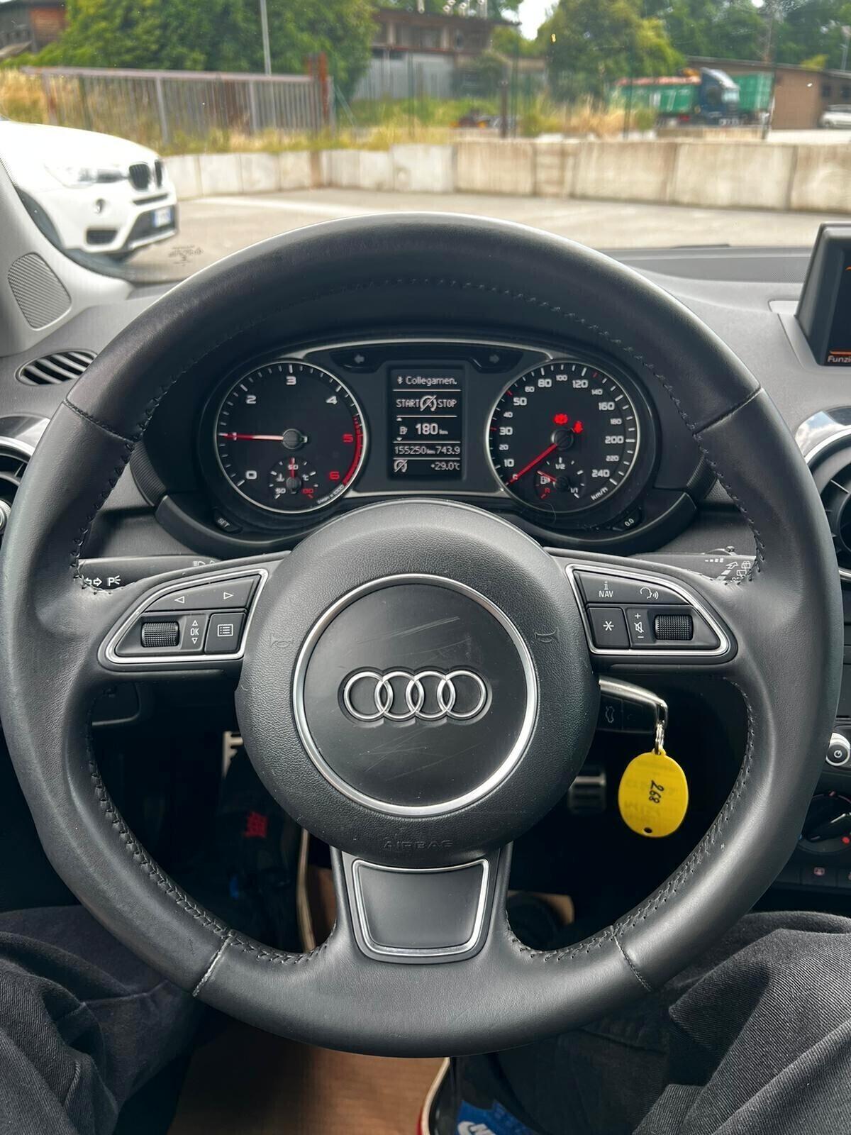 Audi A1 1.6 TDI S line edition plus