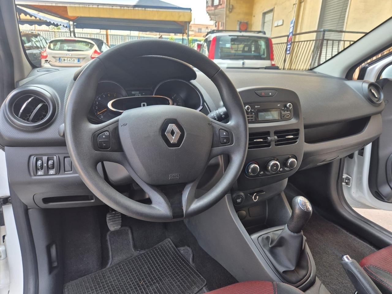 Renault Clio 1.2 75CV 5 porte Wave