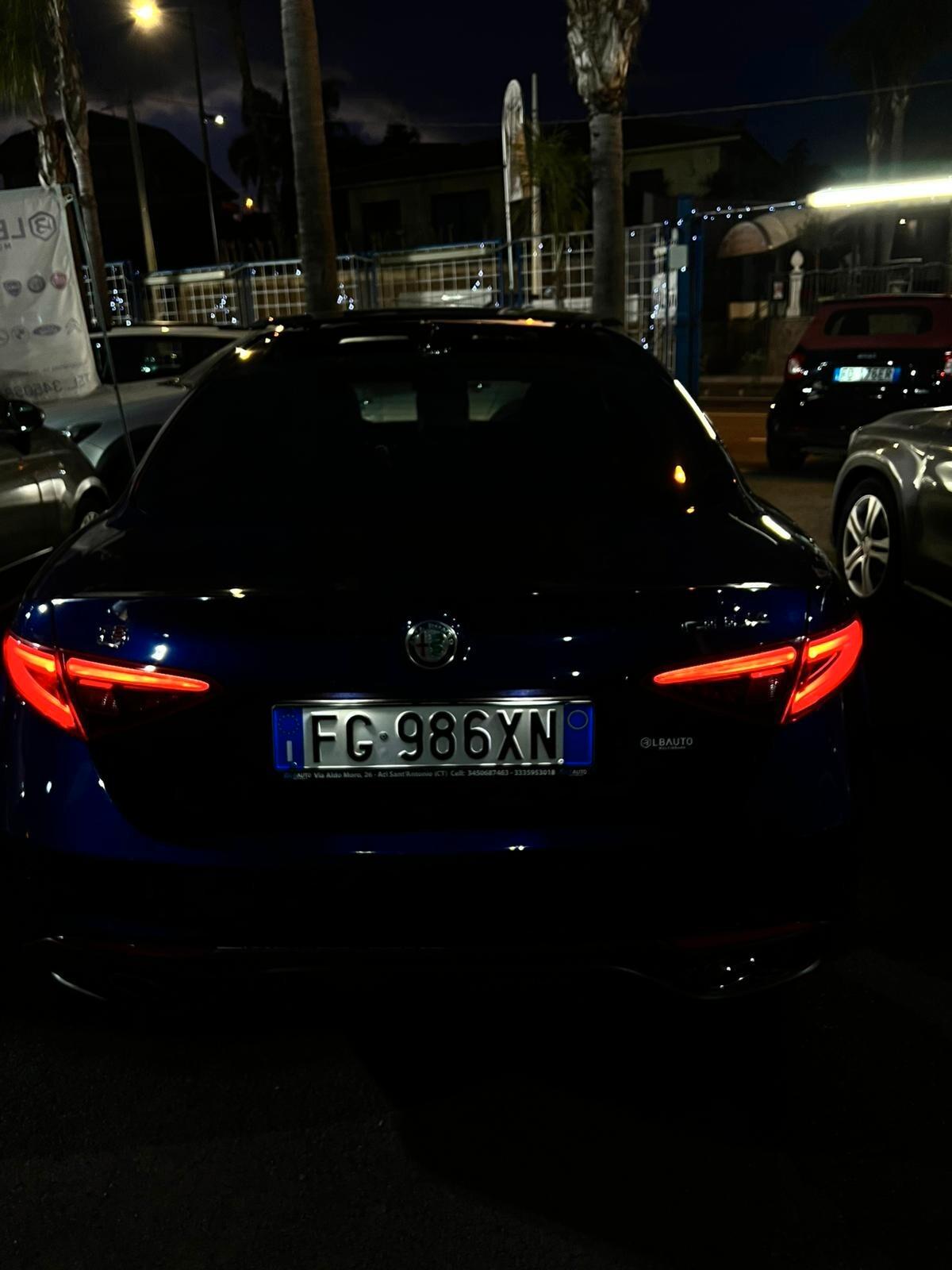 Alfa Romeo Giulia 2.2 Turbodiesel 180 CV AT8 Business Sport Launch Ed.