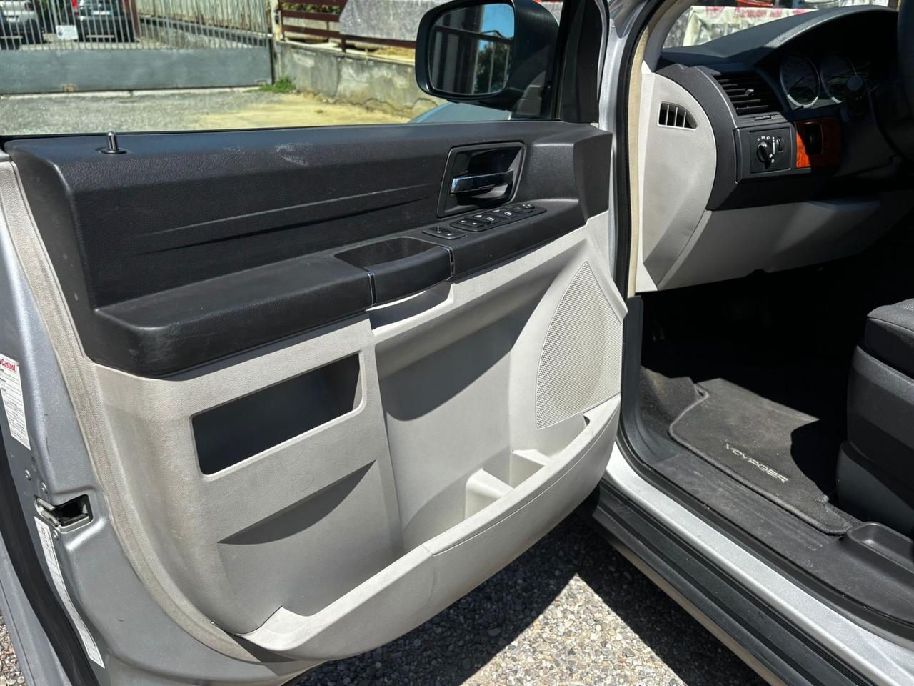 Chrysler Voyager CRD DPF LIMITED