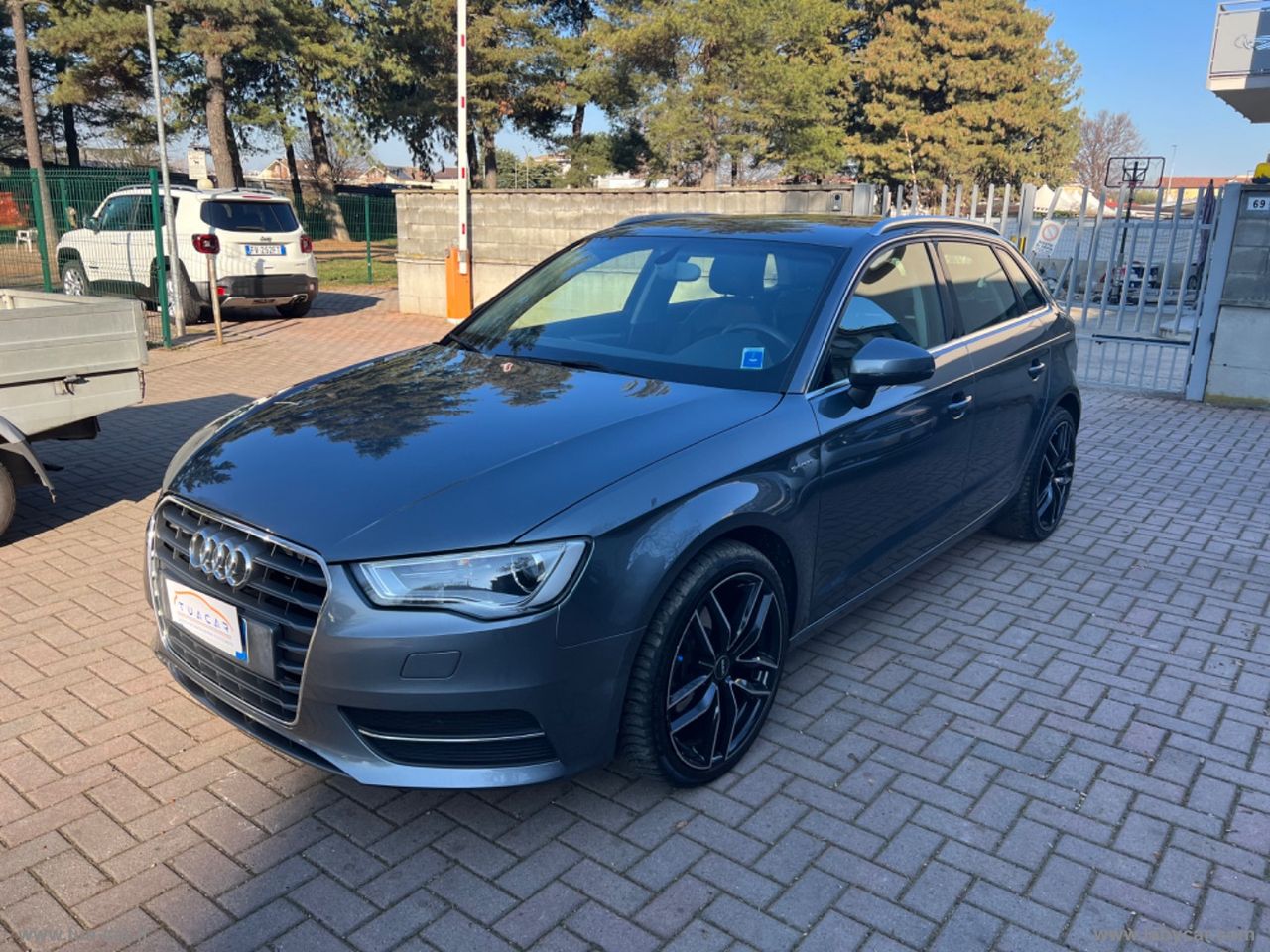 AUDI A3 SPB 1.4 TFSI S tr. g-tron Ambiente