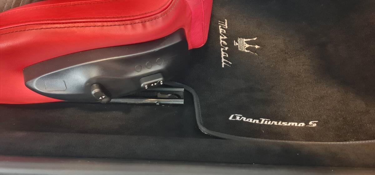 Maserati Gran Turismo 4.7 S cambiocorsa