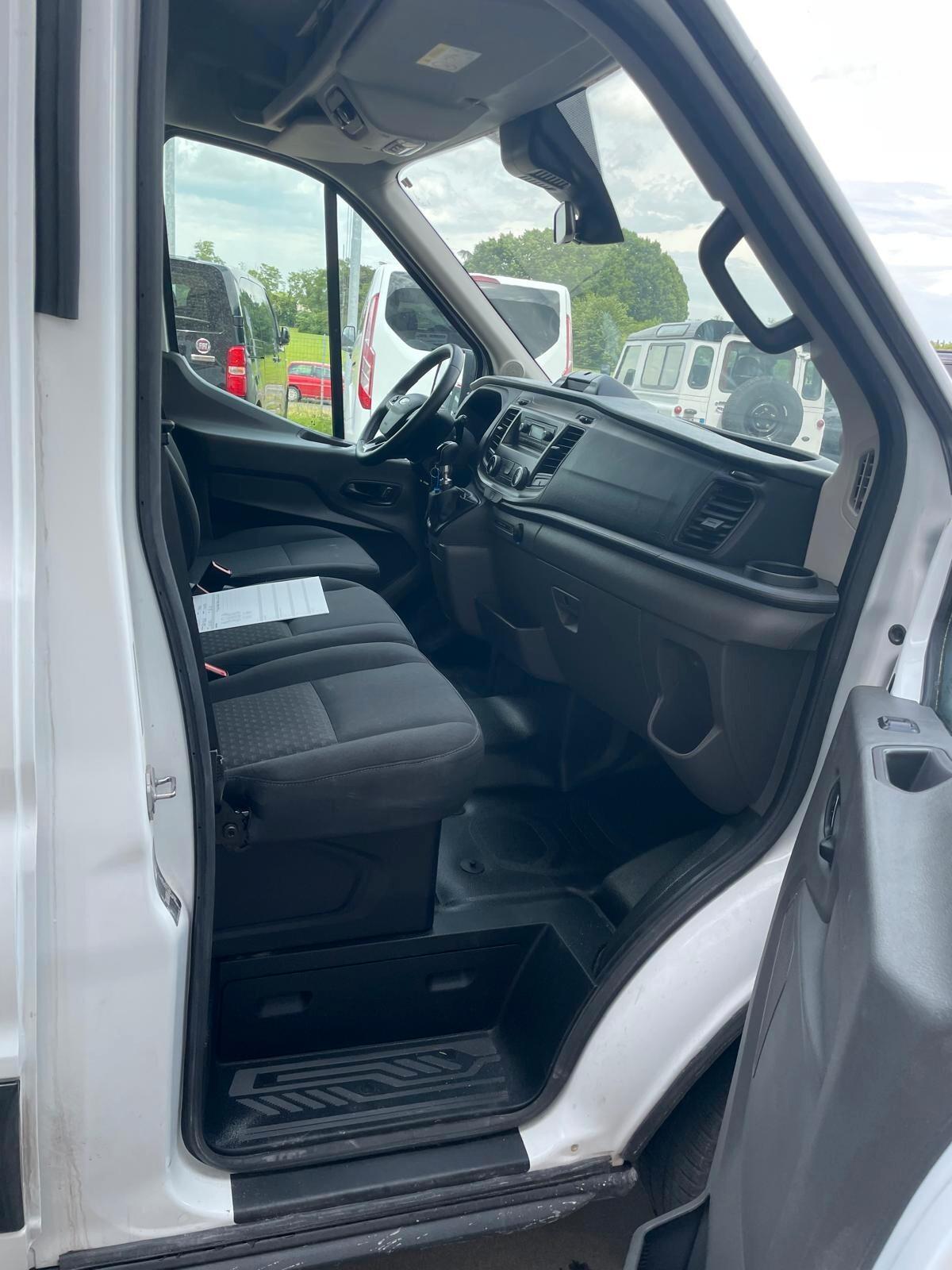 Ford Transit 2.0TDCi EcoBlue 130CV PL-TM 9 posti