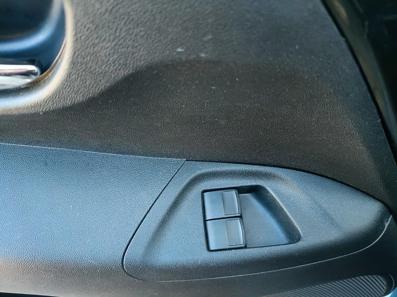 Toyota Aygo Connect 1.0 VVT-i 72 CV 5 porte x-play