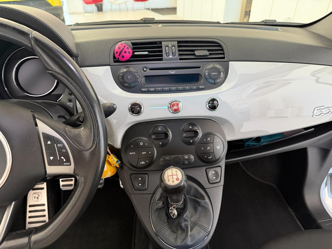 Abarth 500 1.4 Turbo T-Jet Custom