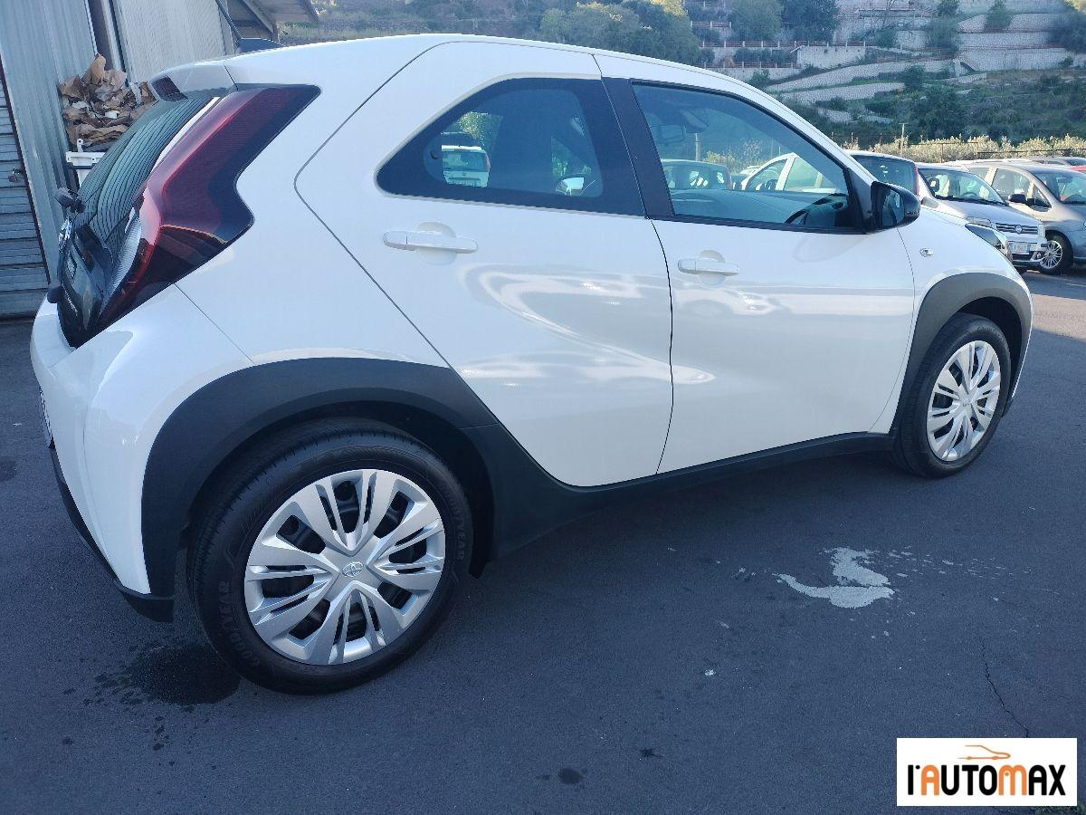 TOYOTA - Aygo X 1.0 Active 72cv s-cvt