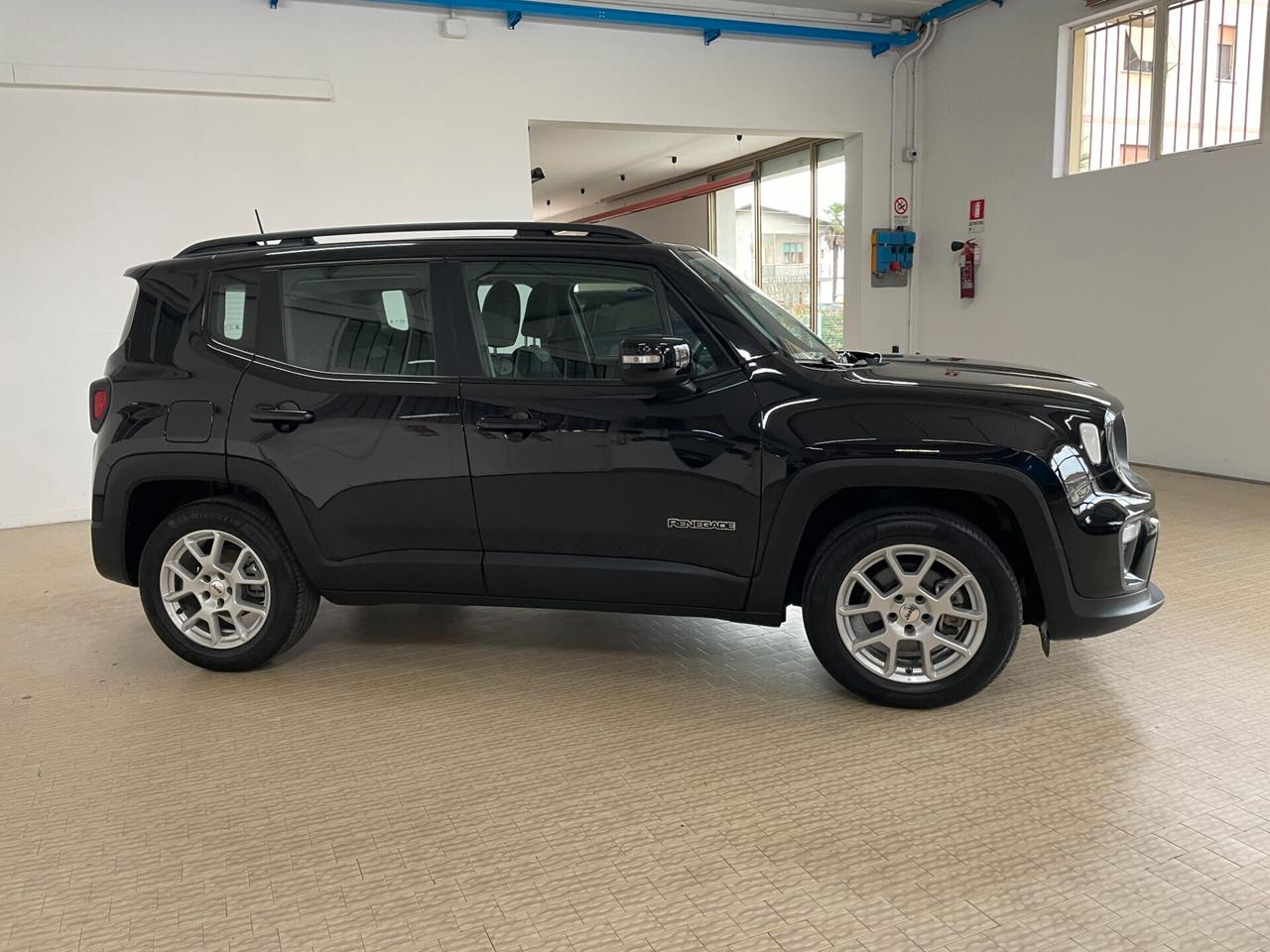 Jeep Renegade 1.5 Turbo T4 MHEV Limited Hybrid
