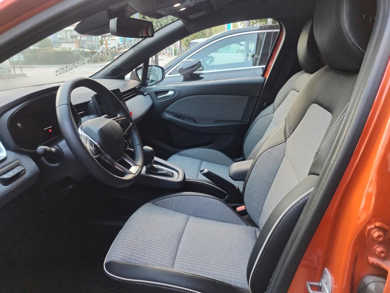 Renault Clio Full Hybrid E-Tech 145 CV 5 porte Techno
