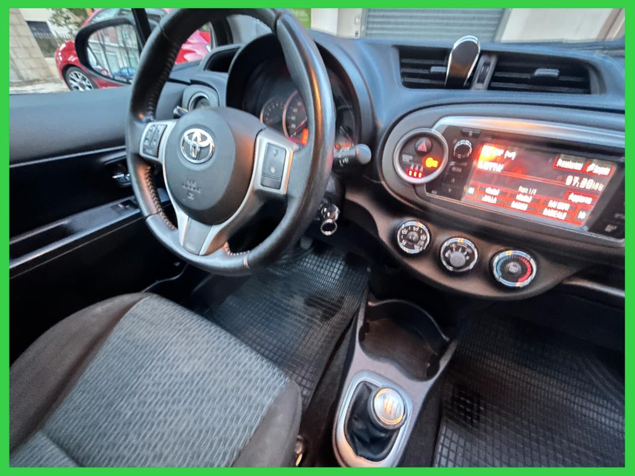 Toyota Yaris 1.0 3 porte Active 09/2012