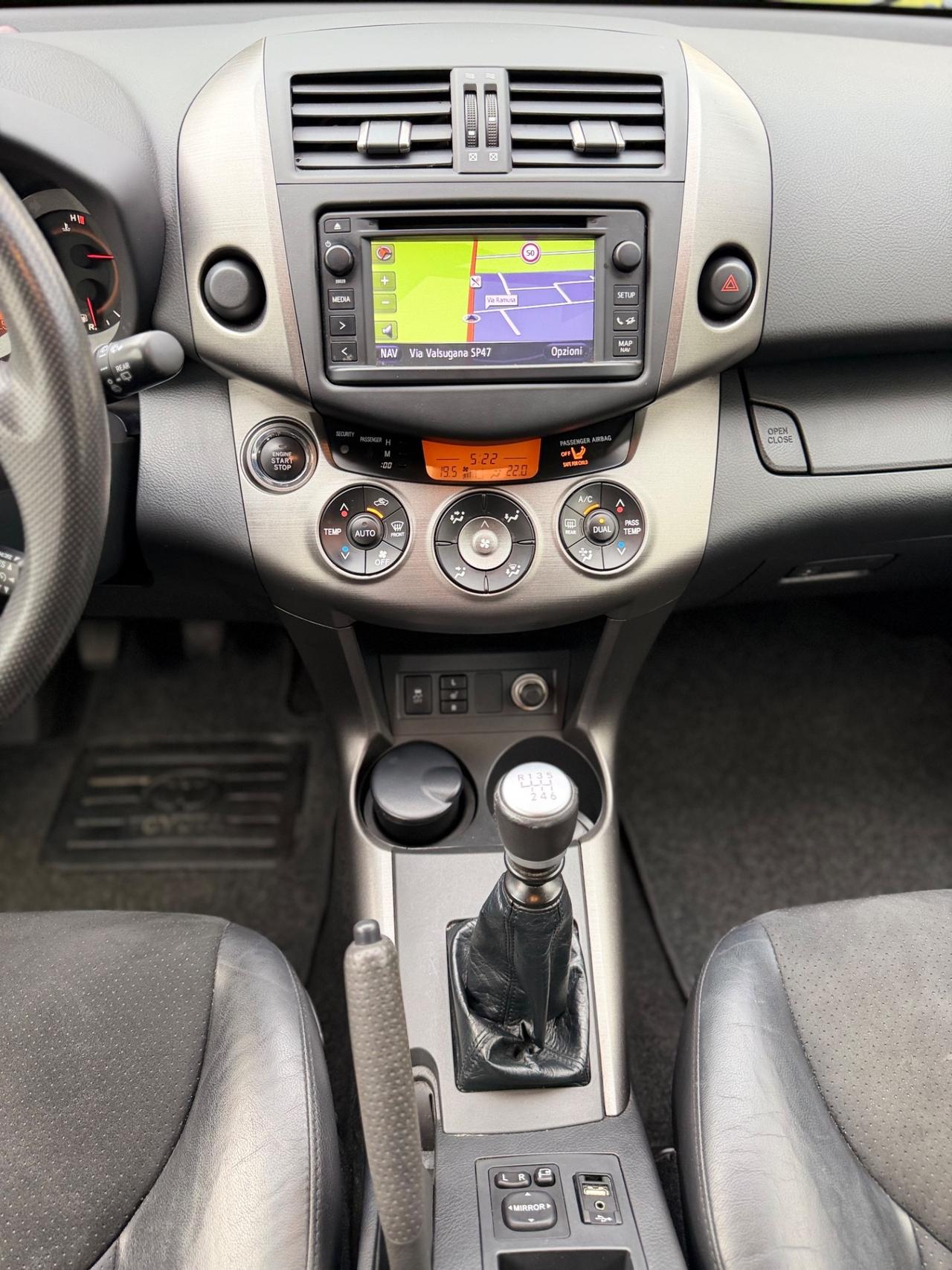 Toyota RAV 4 RAV4 Crossport 2.2 D-4D 150 CV Lounge