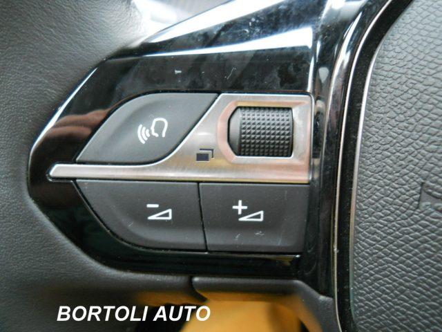 PEUGEOT 2008 BlueHDi 44.000 KM 110cv ALLURE PACK FULL OPTIONAL