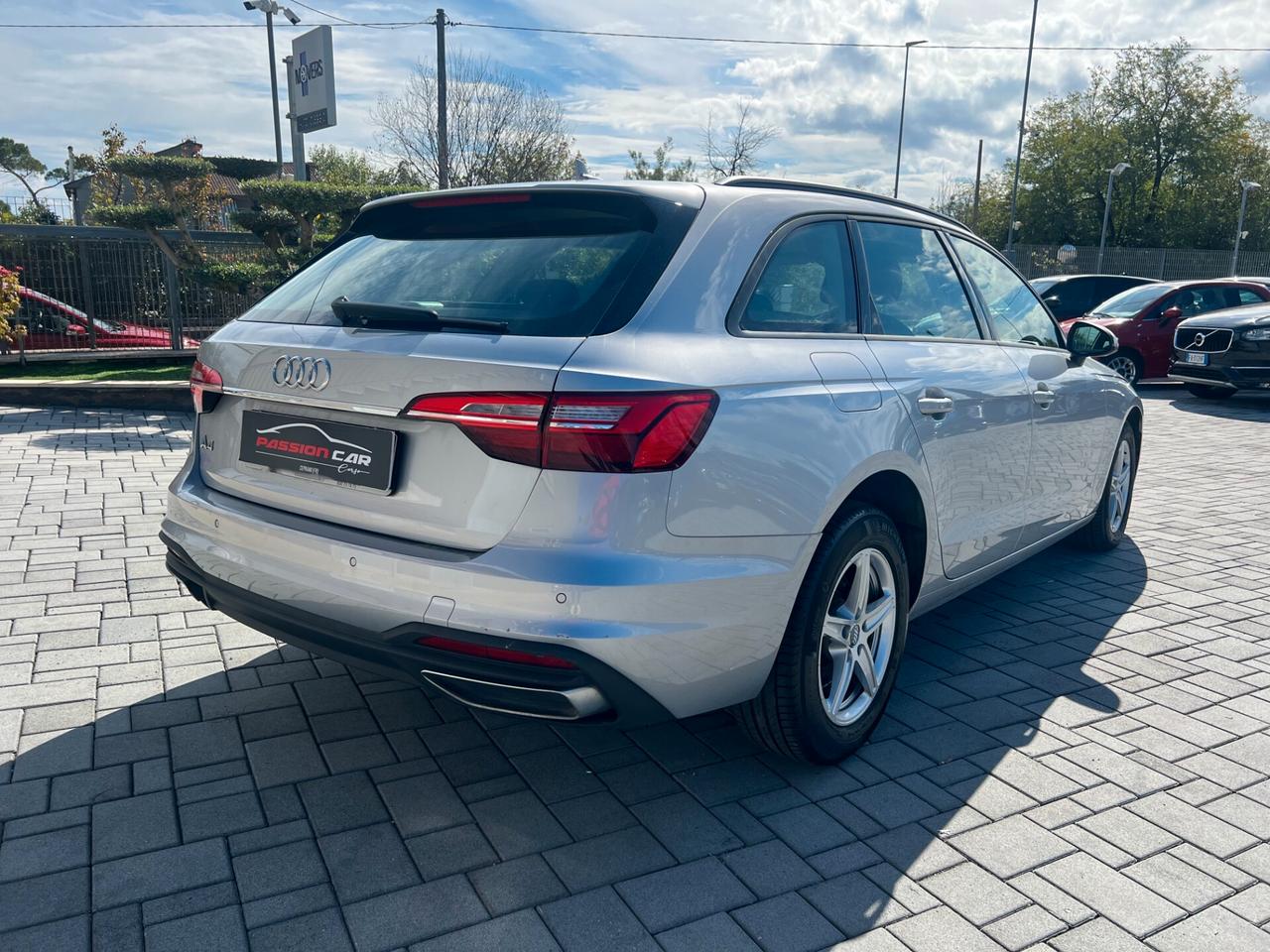 Audi A4 35 TDI/163 CV S tronic Business - UNIPRO