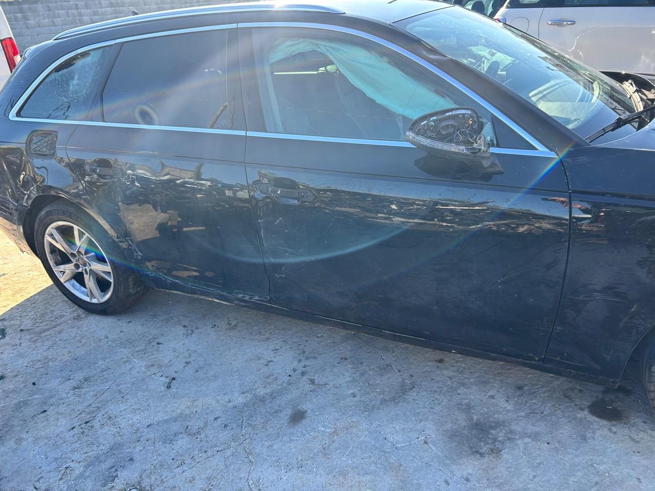 Audi A4 Avant 2.0 TDI 150 CV clean diesel quattro