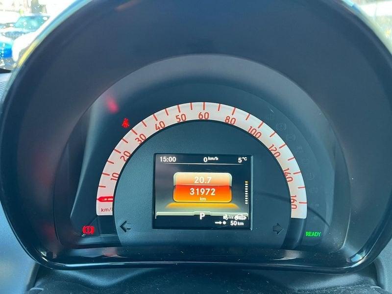 smart fortwo EQ Passion