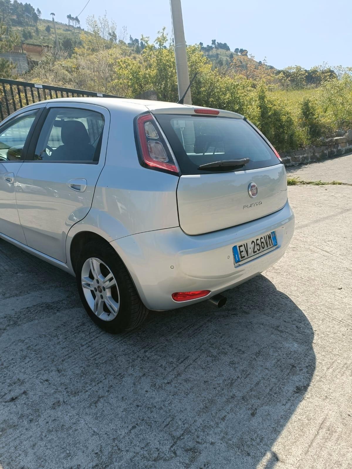 Fiat Punto 1.3 MJT II 75 CV 5 porte Lounge - 2014