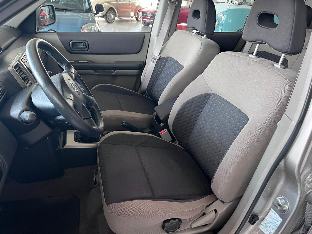 Nissan X-Trail 2.2 dCi Sport