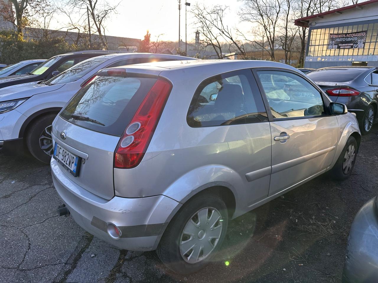 Ford Fiesta 1.2 16V 5p. Ghia