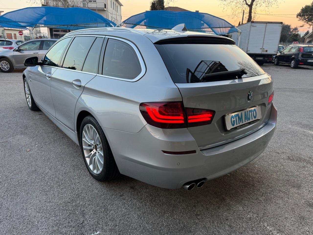 Bmw 520 520d Touring LUXURY -2.0 Diesel 190 CV -Automatica