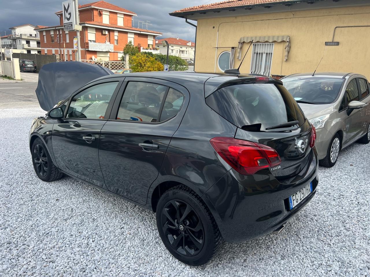 Opel Corsa 1.4 90CV GPL Tech 5 porte Innovation