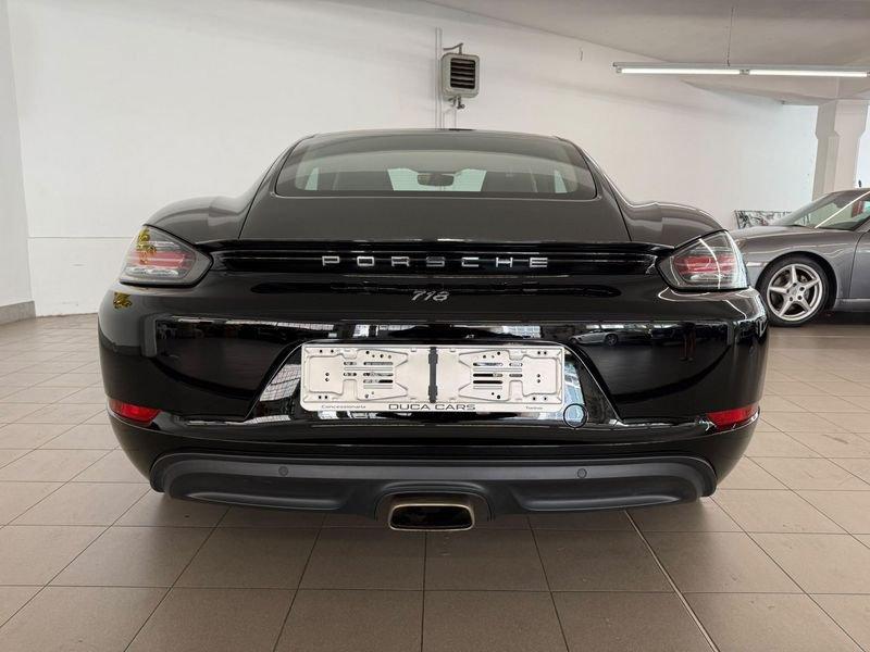 Porsche 718 Cayman