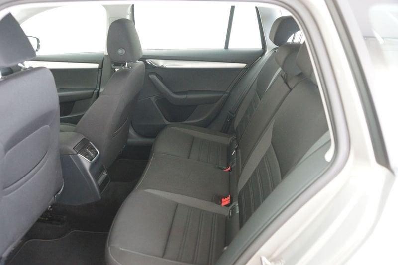 Skoda Octavia Octavia 1.5 TSI ACT Wagon Executive