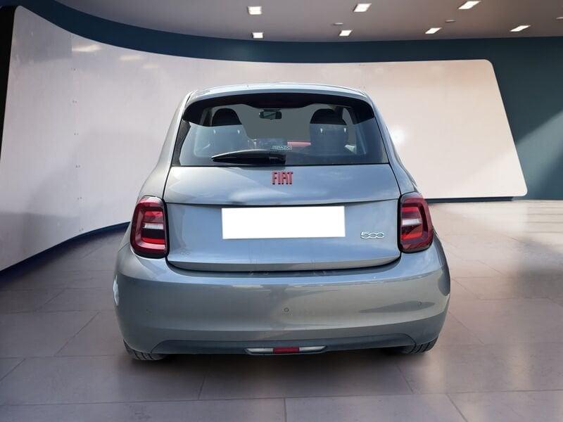 FIAT 500 500e 42 kWh (Red)