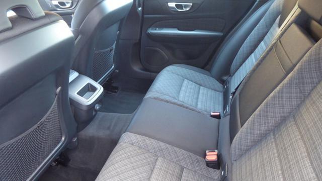VOLVO V60 Cross Country B4 (d) AWD automatico
