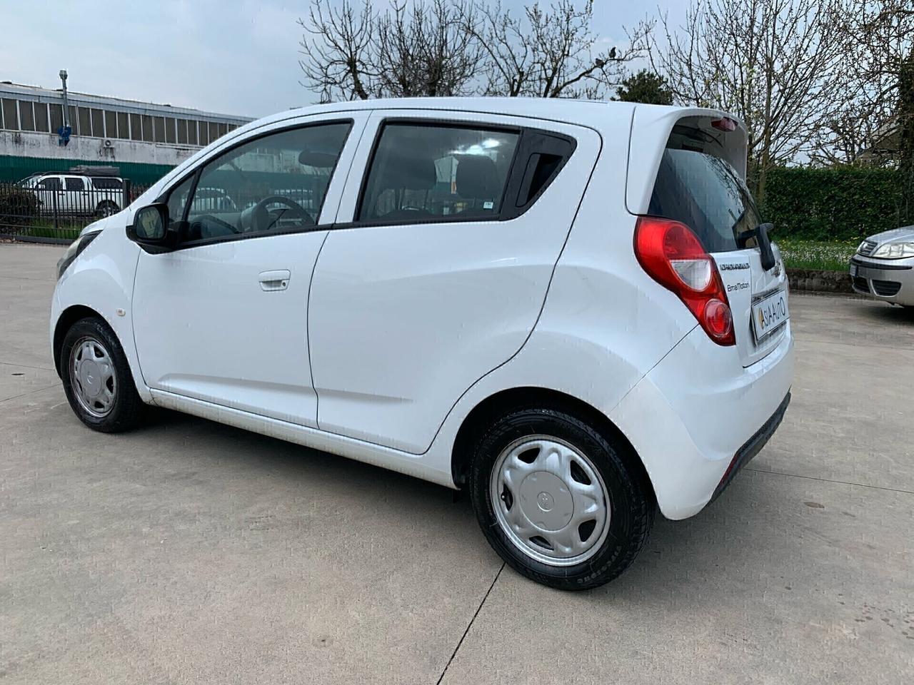 Chevrolet Spark 1.0 NEO-PAT BENZ/GPL