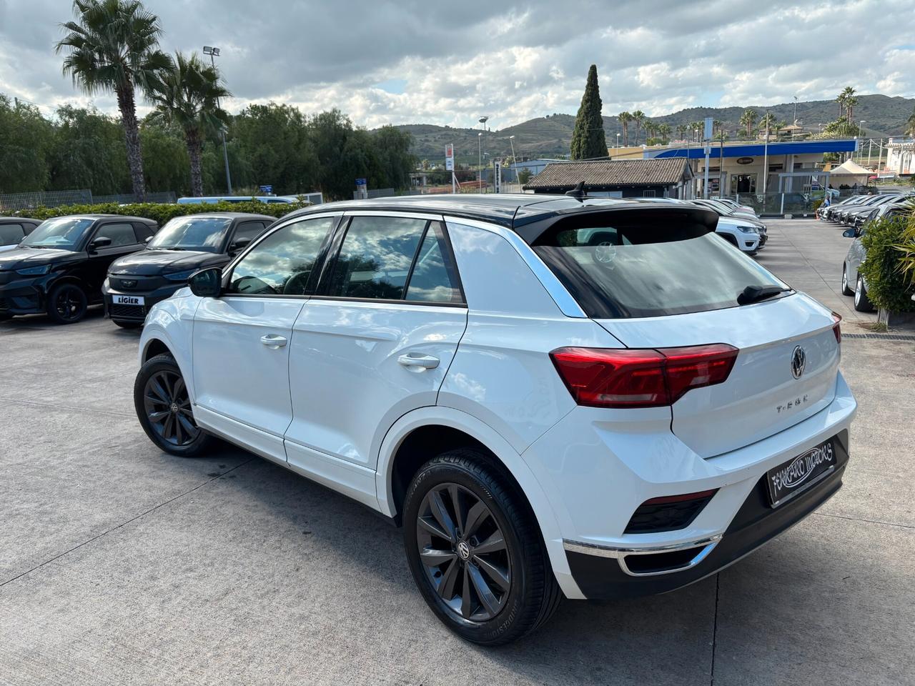 Volkswagen T-Roc 1.6 TDI SCR BUSINESS BIANCO IVA ESPOSTA A SOLI 199 EURO AL MESE