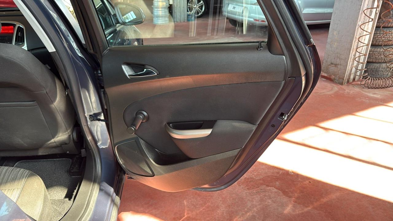 Opel Astra 1.4 100CV 5 porte Elective
