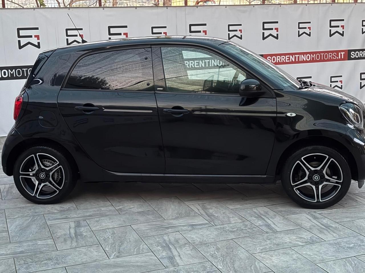 Smart ForFour 60 1.0 Black Passion