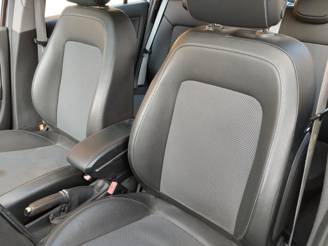 Opel Corsa 1.2 5 porte Cosmo