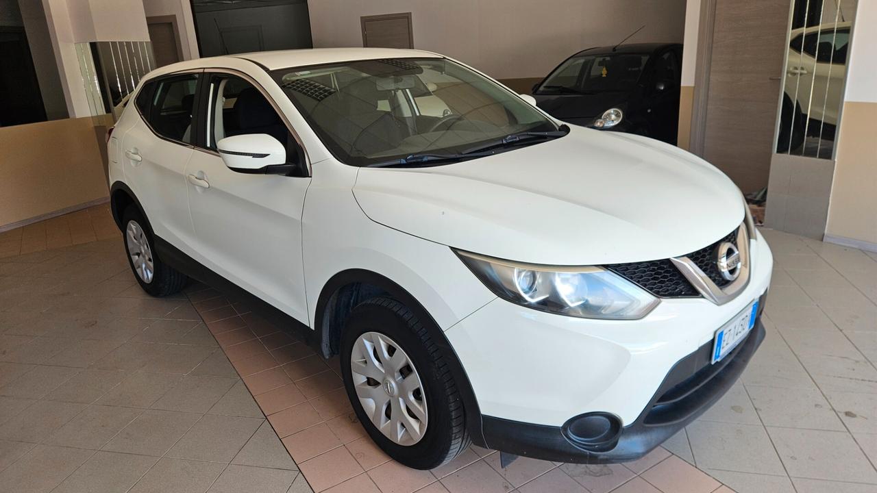 Nissan Qashqai 1.5 dCi Visia
