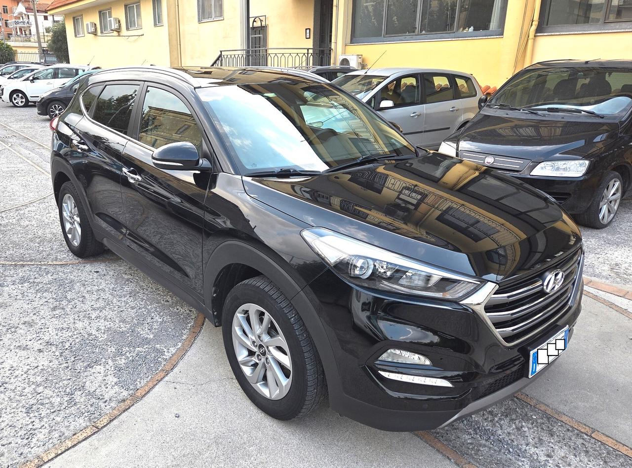 Hyundai Tucson 1.7 CRDi XPossible FULL GARANZIA