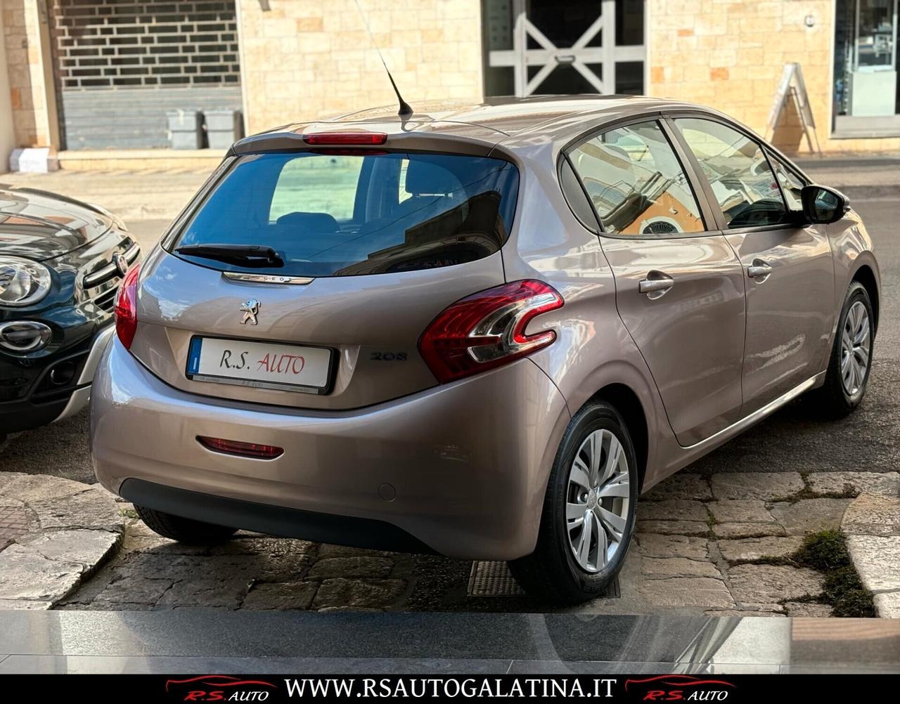 Peugeot 208 1.2 5 porte