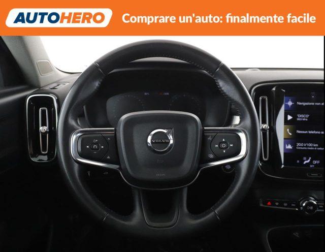 VOLVO XC40 T3 Momentum