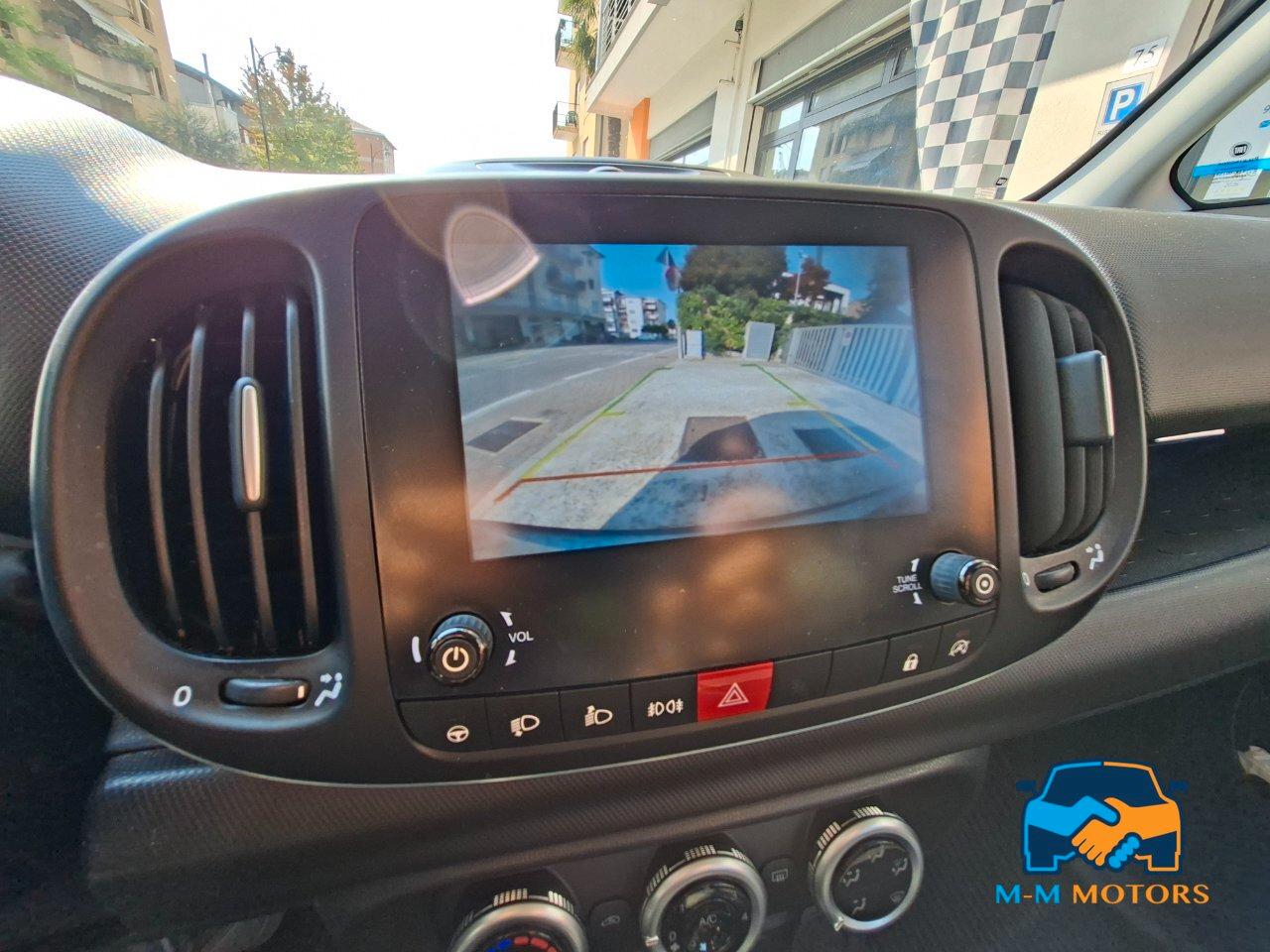 FIAT 500L cross per neo patentati