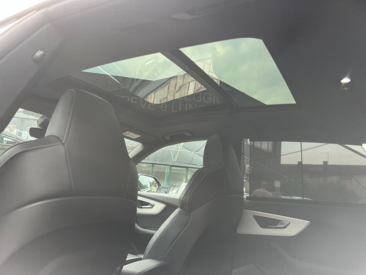 Audi Q8 55 TFSI e quattro tiptronic Sport