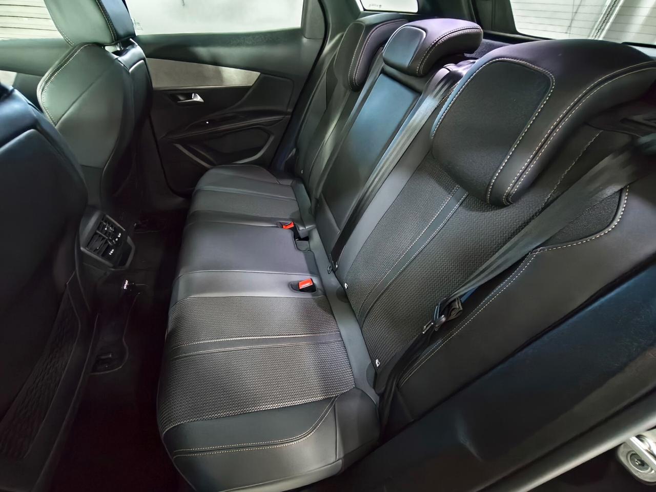 Peugeot 3008 BlueHDi 130 S&S EAT8 GT