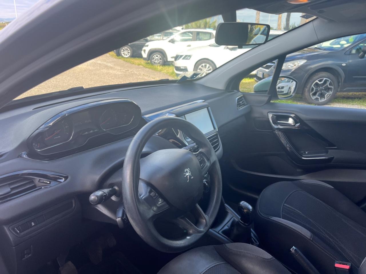 Peugeot 208 1.2 VTi 82 CV 3 porte Allure ok neopatentati